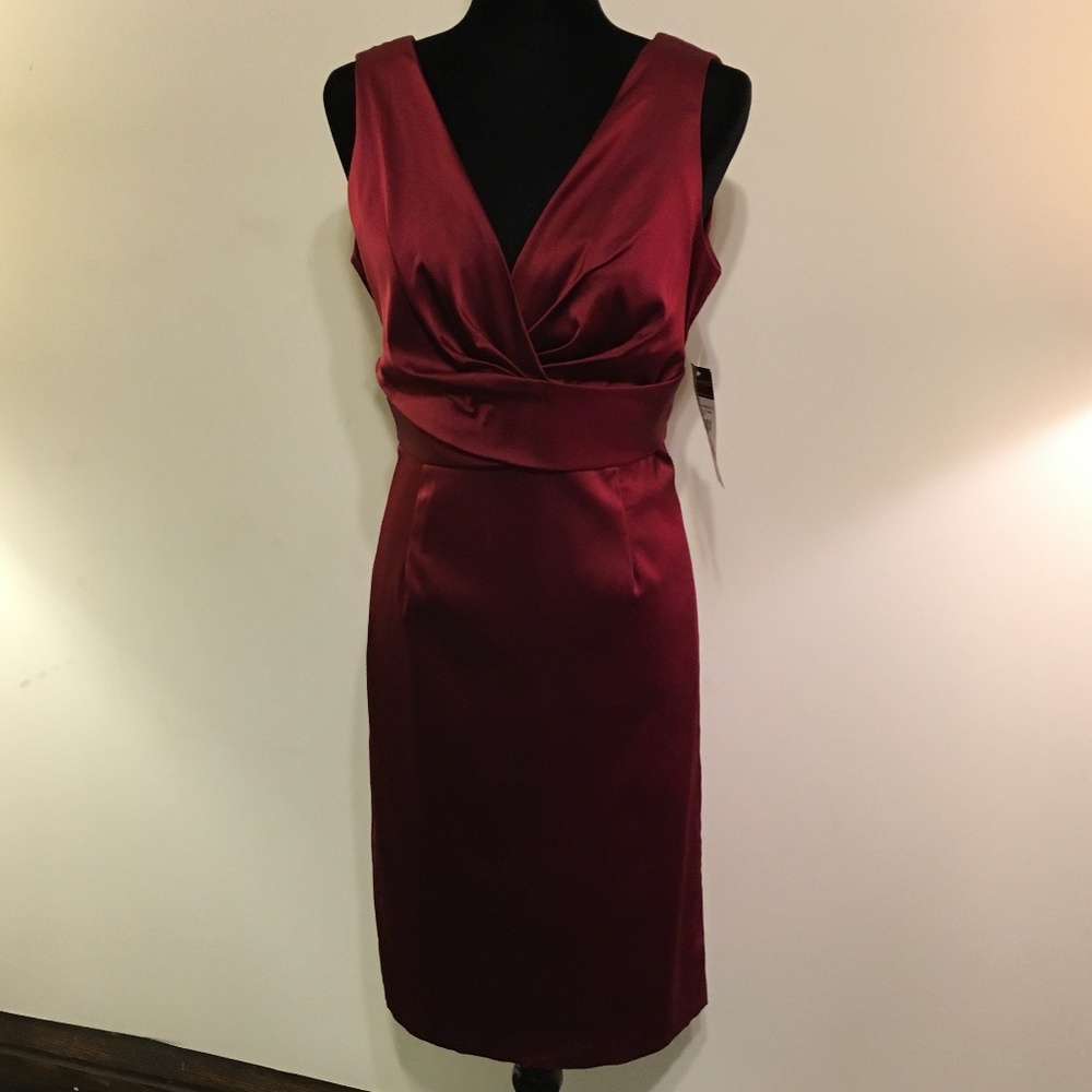 Donna Ricco Red Satin Dress - Picture 2 of 7
